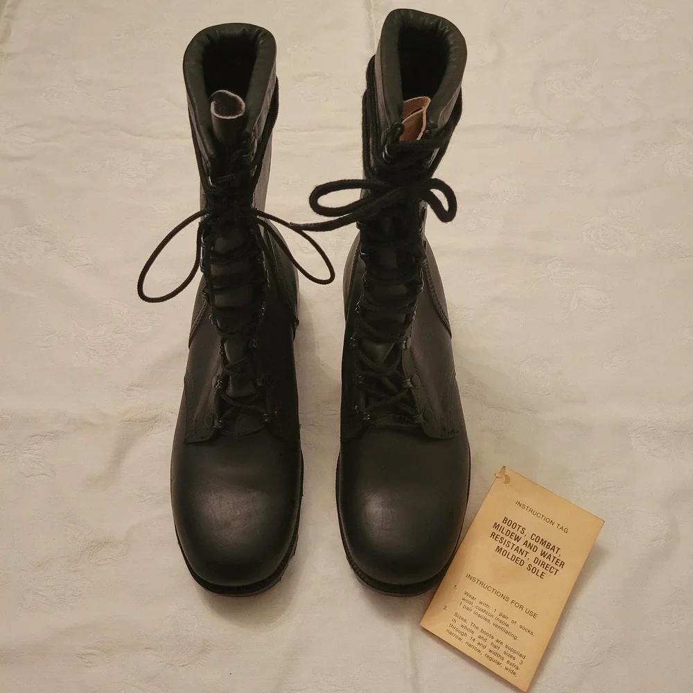 US Military 9.5R Combat Boots Black Leather Speed Lace Combat Utility Gorpcore